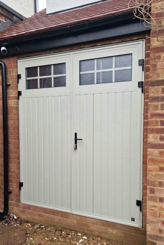 Ryterna side hinge garage door